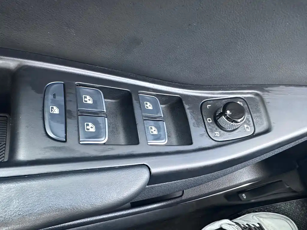 BESTURN B70 2022