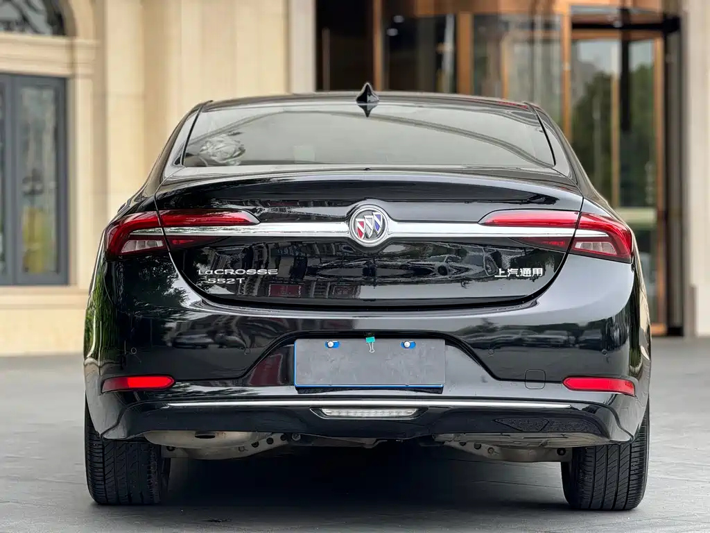 BUICK LACROSSE 2022