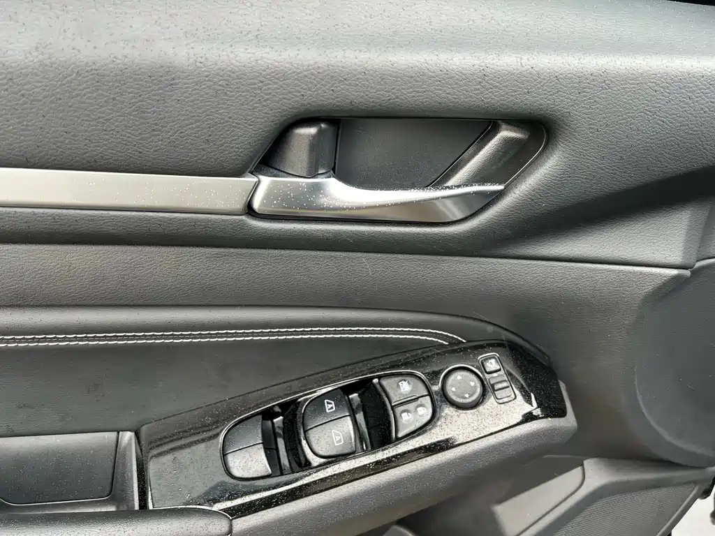 NISSAN TEANA 2021