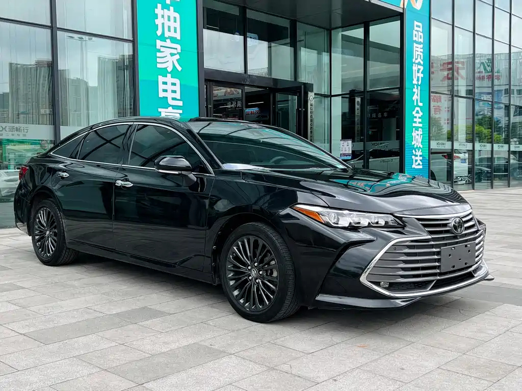 TOYOTA AVALON 2020