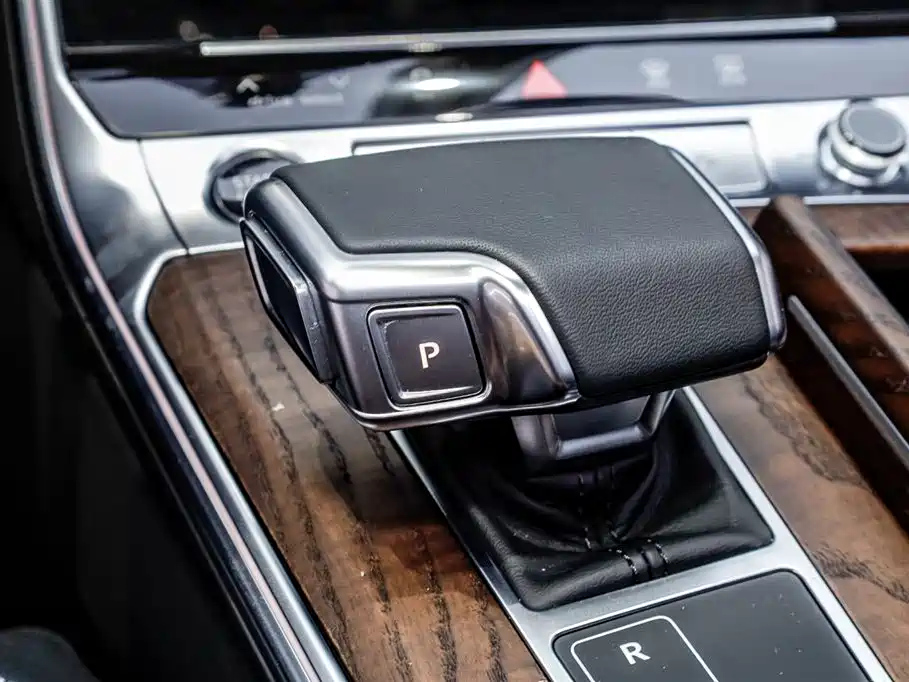 AUDI A6L 2023
