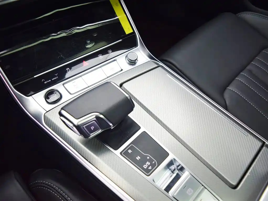 AUDI A6L 2023