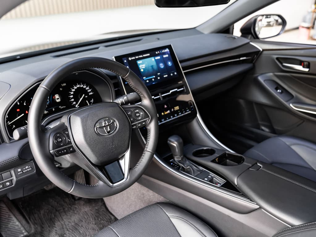TOYOTA AVALON 2023