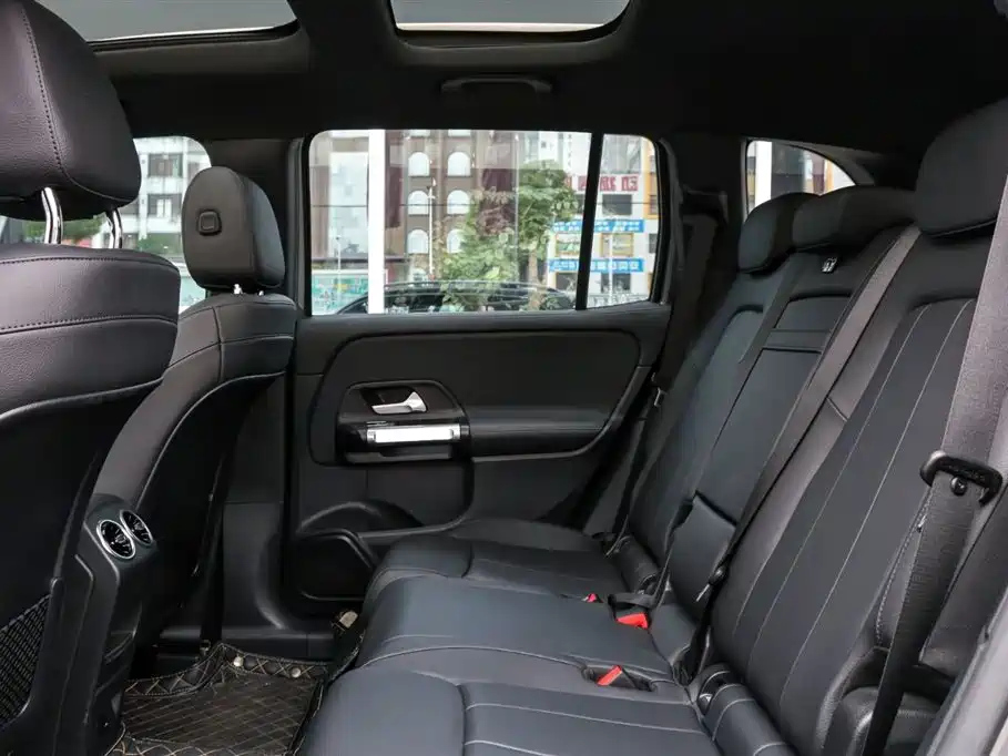 MERCEDES BENZ GLB 2020