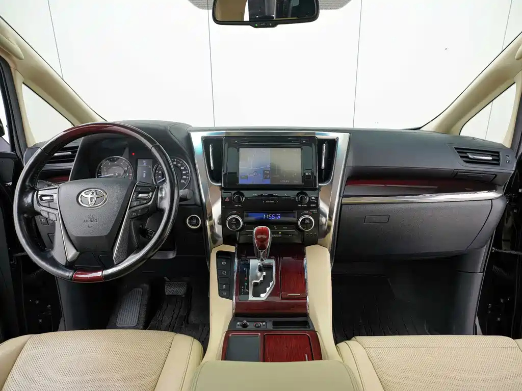 TOYOTA ALPHARD 2016