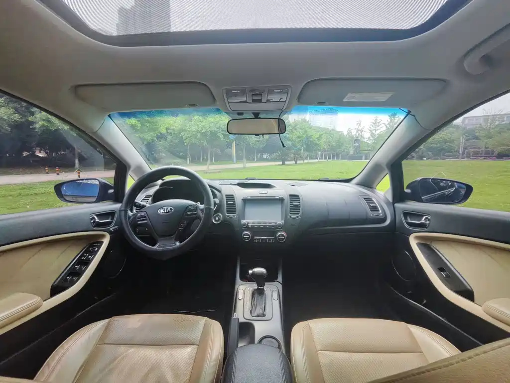 KIA K3 2013