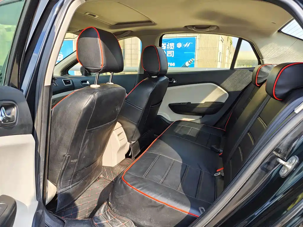 DONGFENG AEOLUS L60 2015