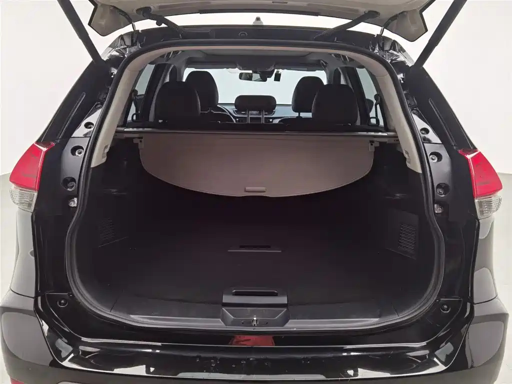 NISSAN X-TRAIL 2020