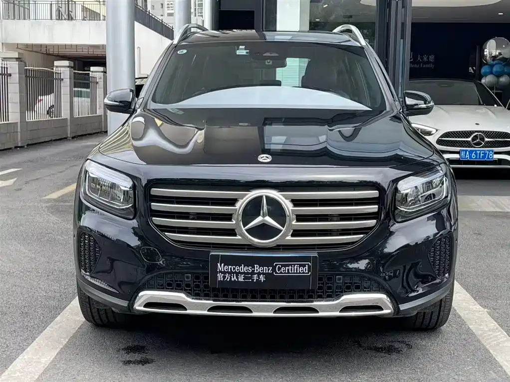 MERCEDES BENZ GLB 2024