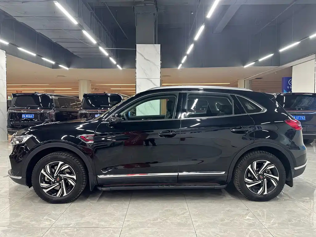 HONGQI HS5 2023