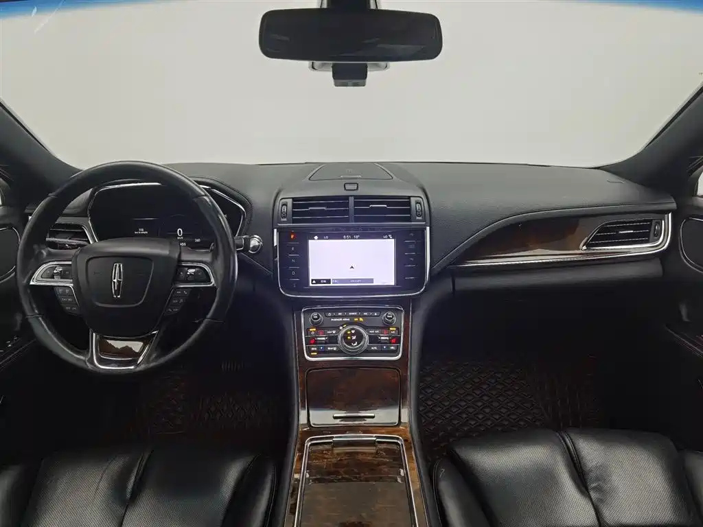 LINCOLN CONTINENTAL 2018