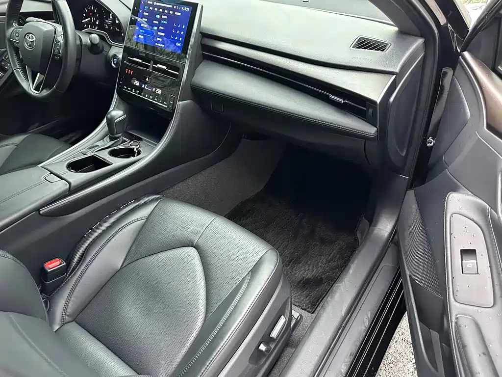 TOYOTA AVALON 2023