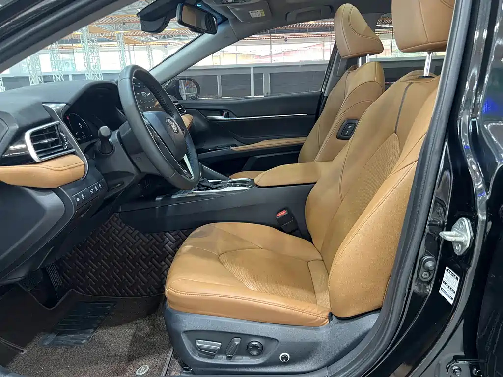 TOYOTA CAMRY 2022