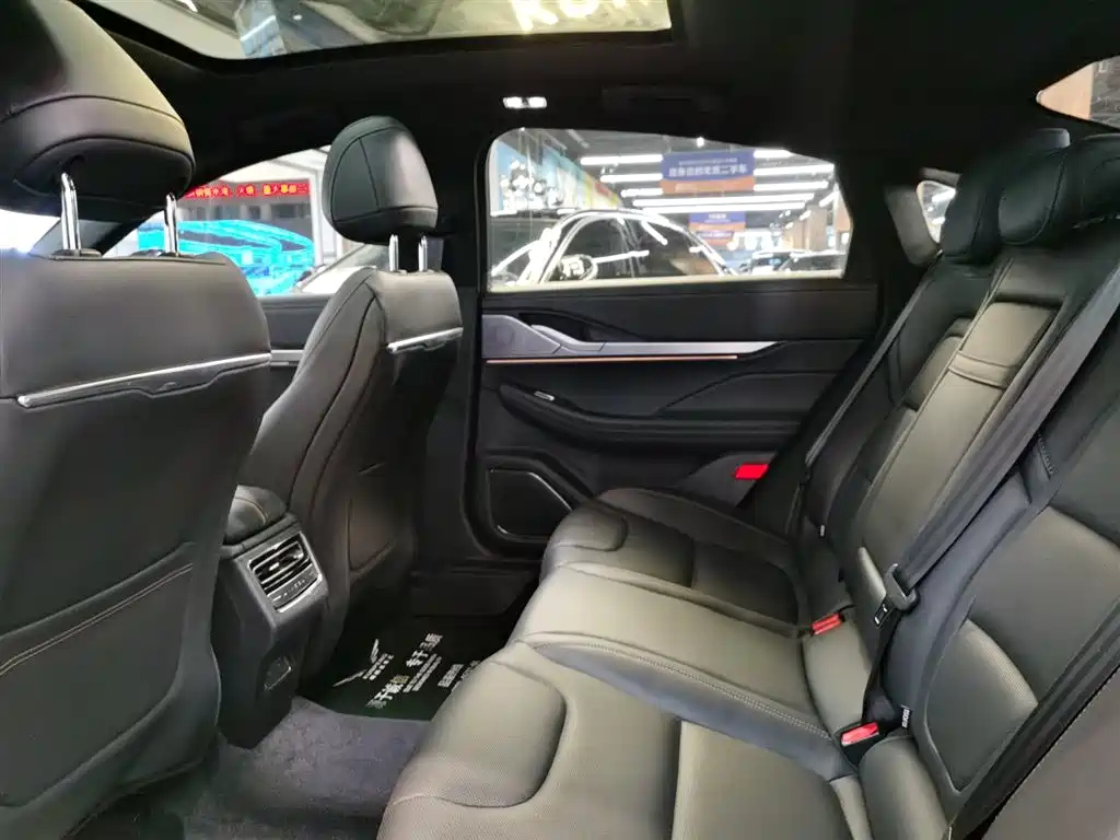 LINCOLN Z 2023