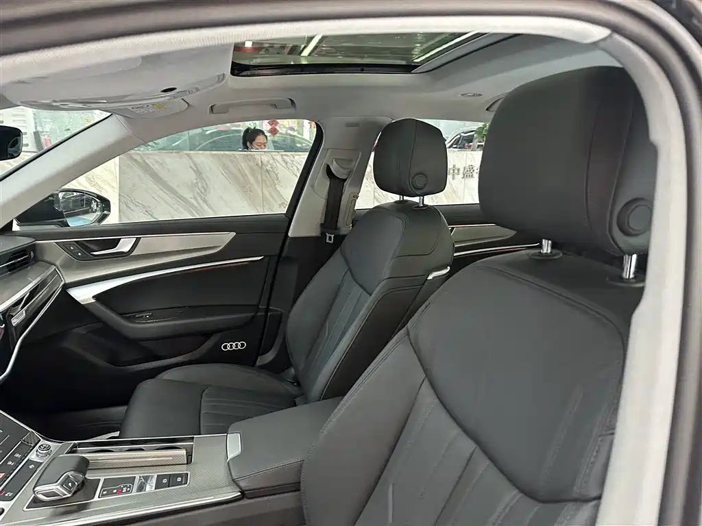 AUDI A6L 2021