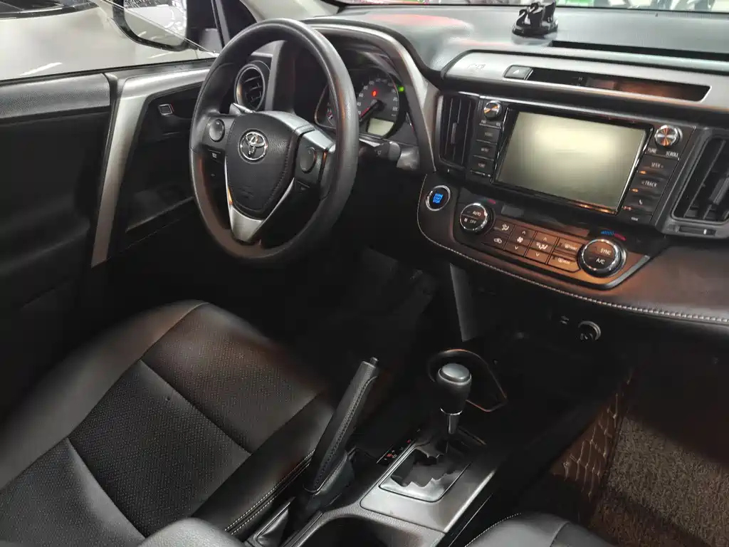 TOYOTA RAV4 RONGFANG 2018