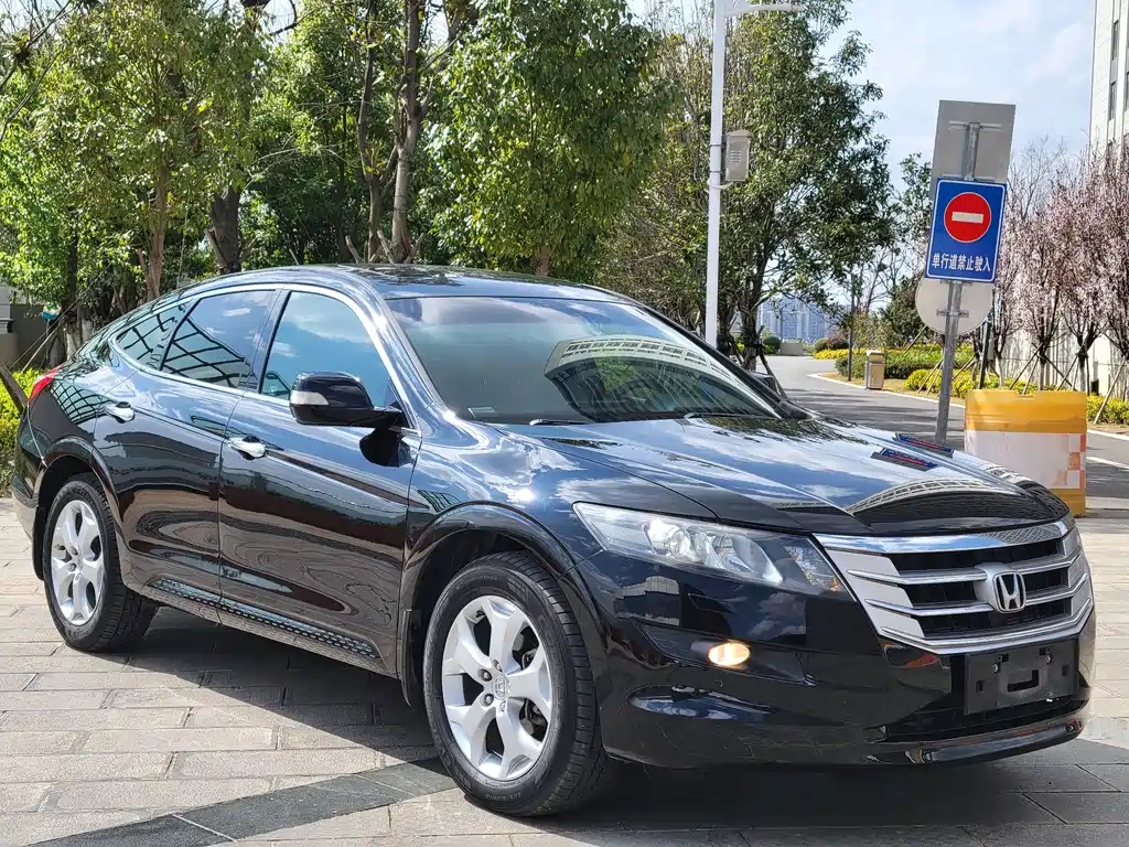 HONDA CROSSTOUR 2014