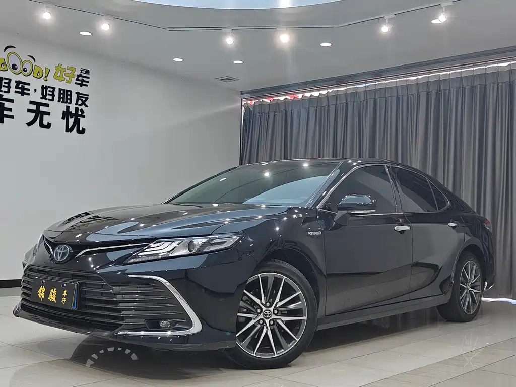 TOYOTA CAMRY 2021