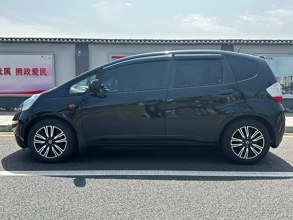 HONDA FIT 2009