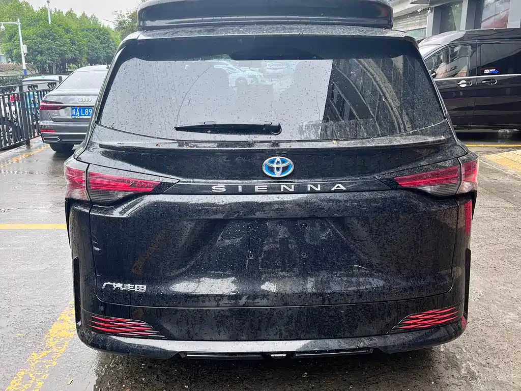 TOYOTA SIENNA SIENNA 2023