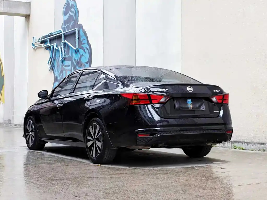 NISSAN TEANA 2021