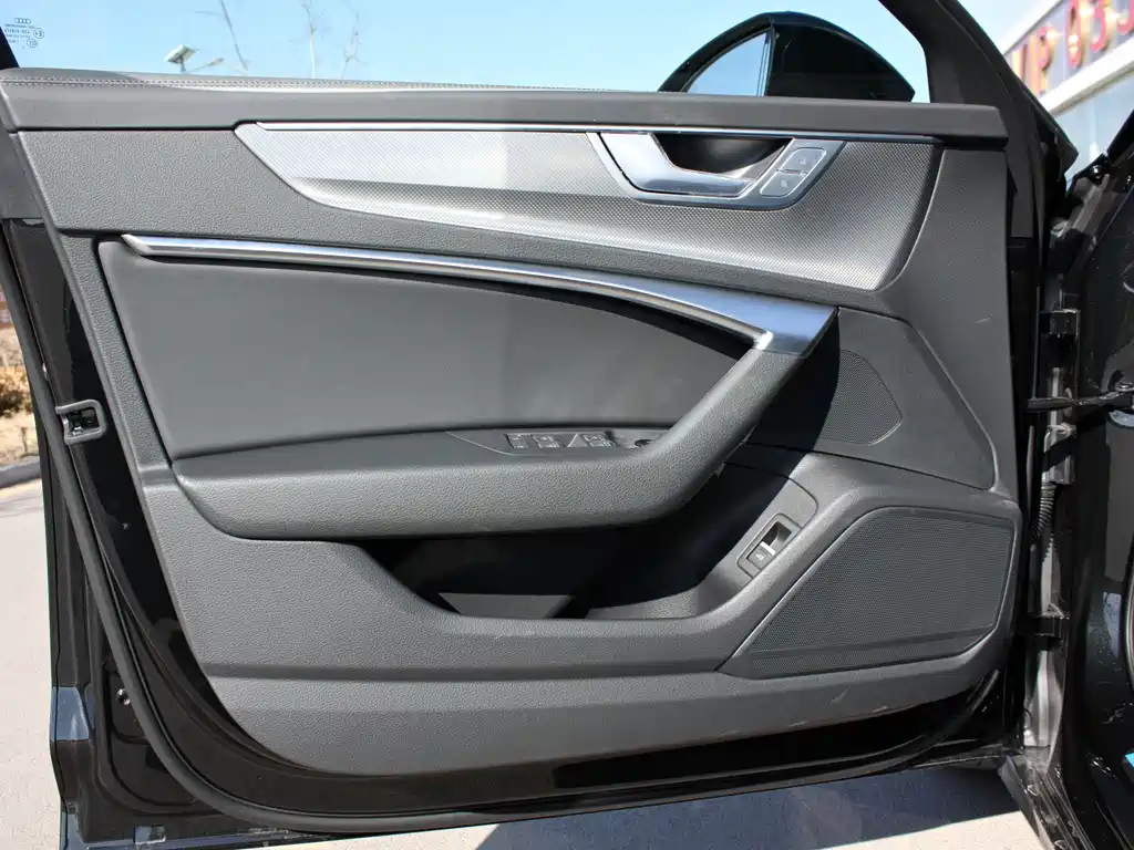 AUDI A6L 2024