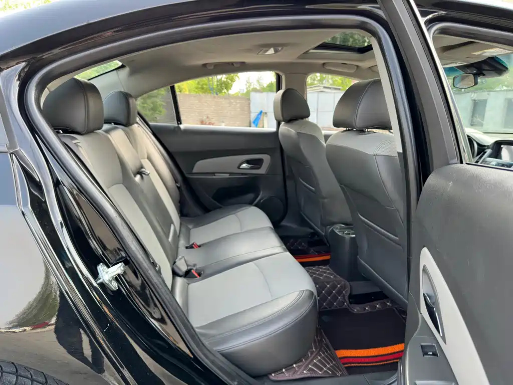 CHEVROLET CRUZE 2013