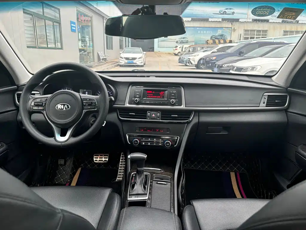 KIA K5 2017