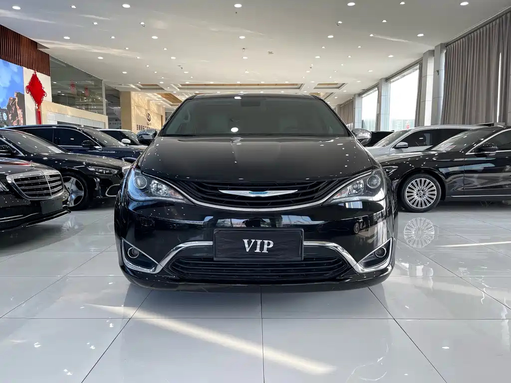 CHRYSLER OTHER 2018