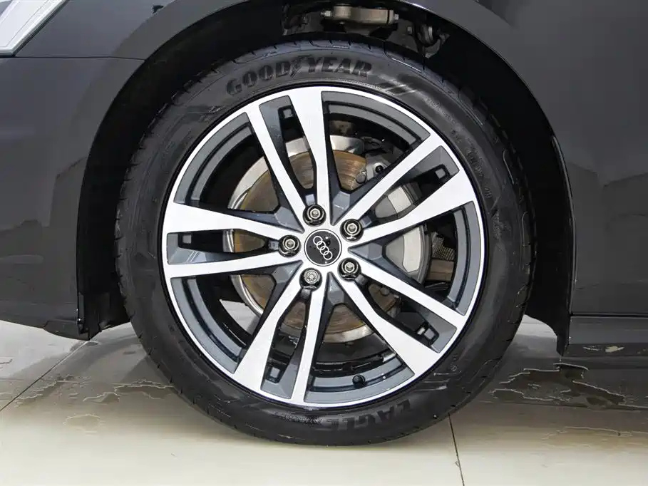 AUDI A6L 2023
