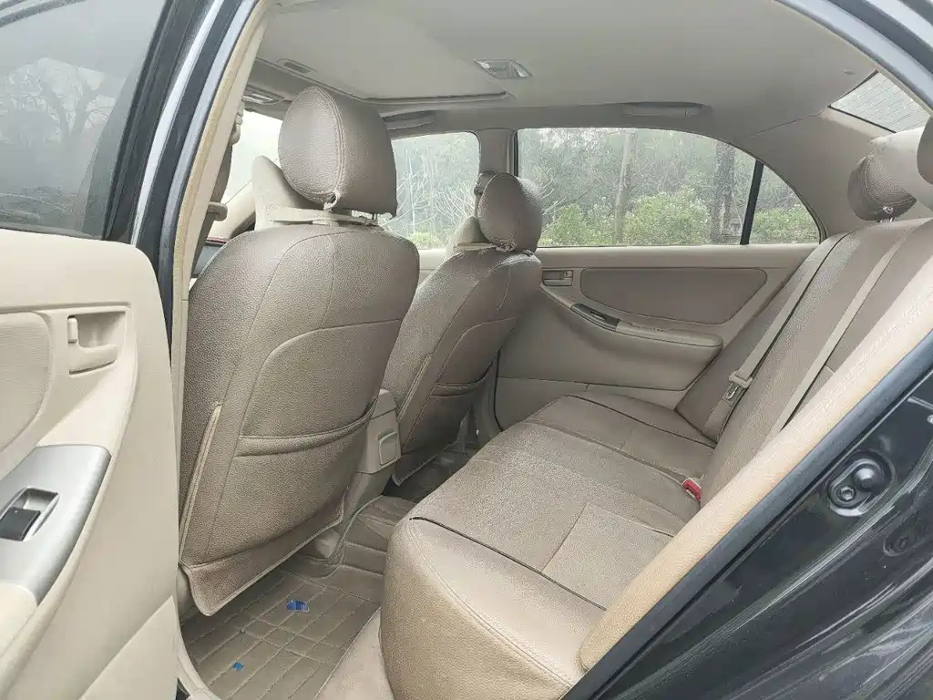 TOYOTA COROLLA 2013