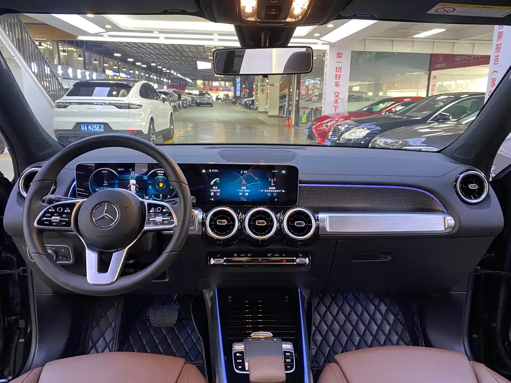MERCEDES BENZ GLB 2020