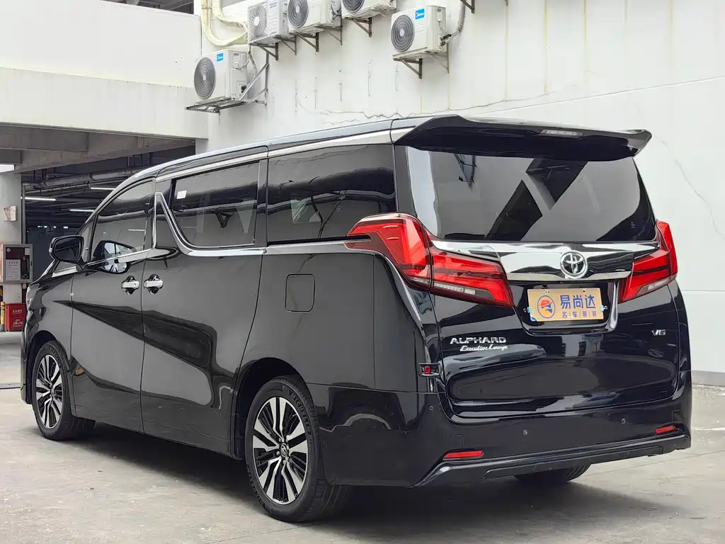 TOYOTA ALPHARD 2019