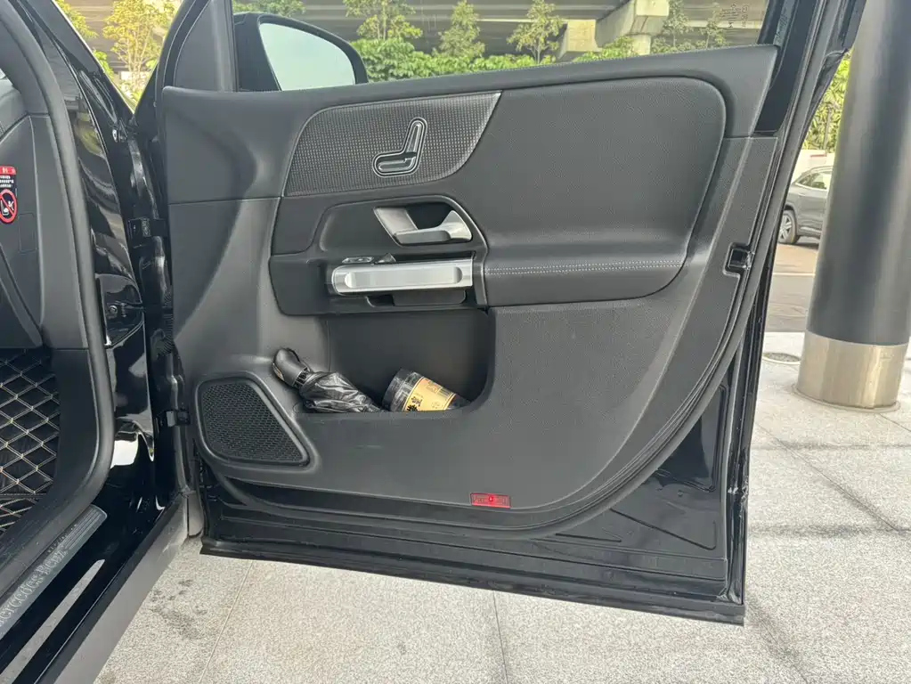 MERCEDES BENZ GLB 2022