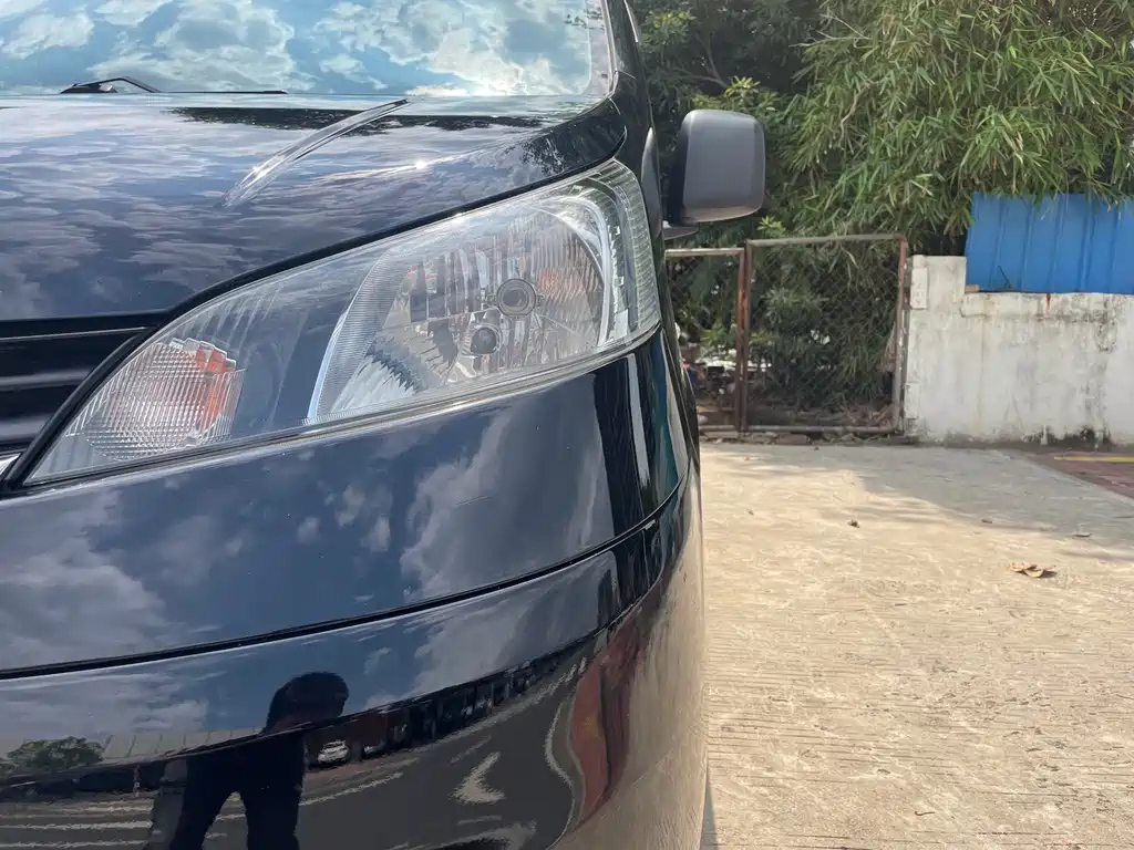 NISSAN NV200 2014