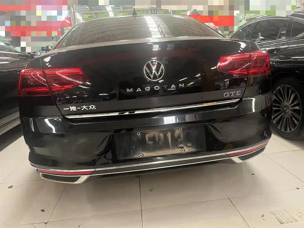 VOLKSWAGEN MAGOTAN 2023