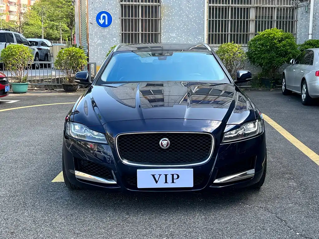 JAGUAR XF 2018