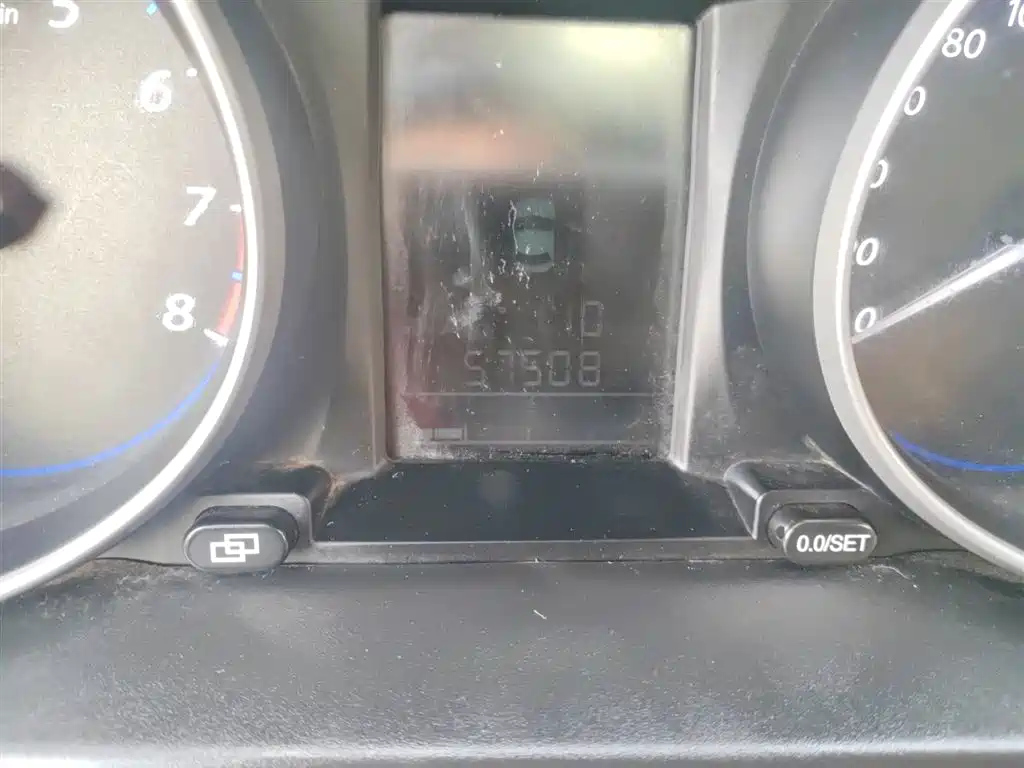DONGFENG JOYEAR X5 2015