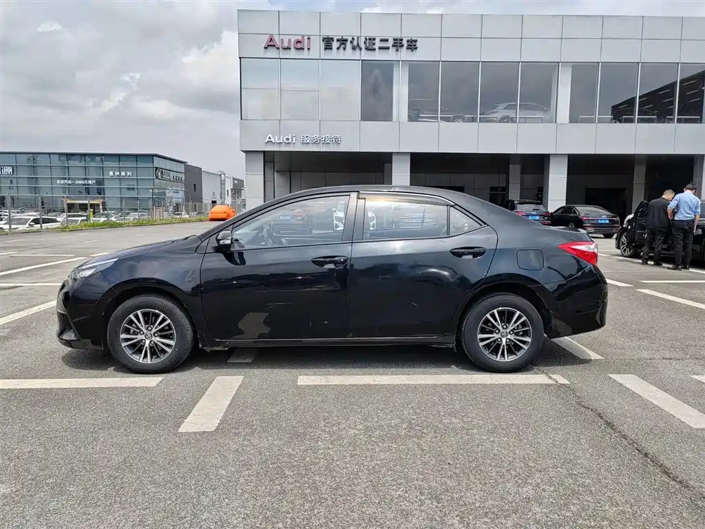 TOYOTA RALINK 2015