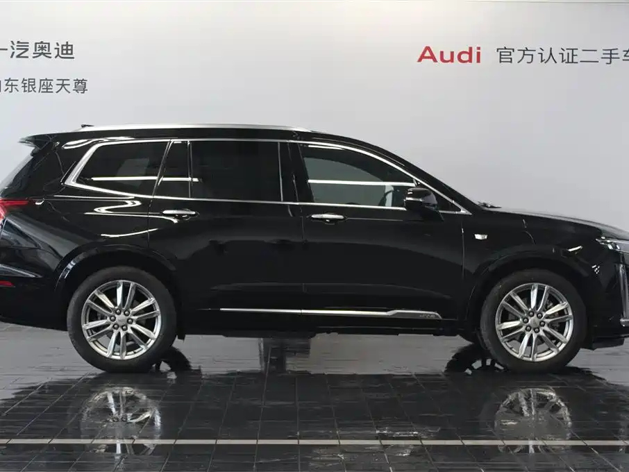 CADILLAC XT6 2021