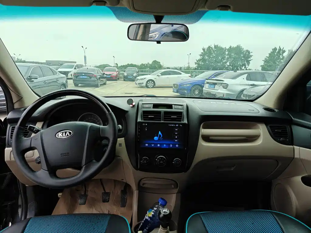 KIA SPORTAGE 2012