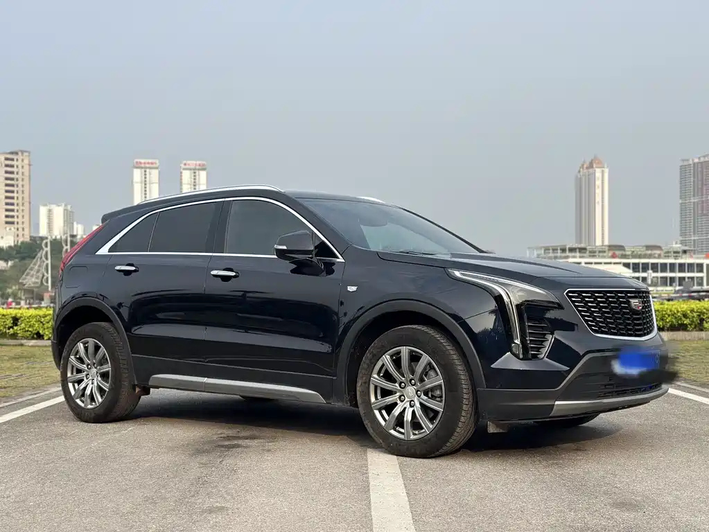 CADILLAC XT4 2021