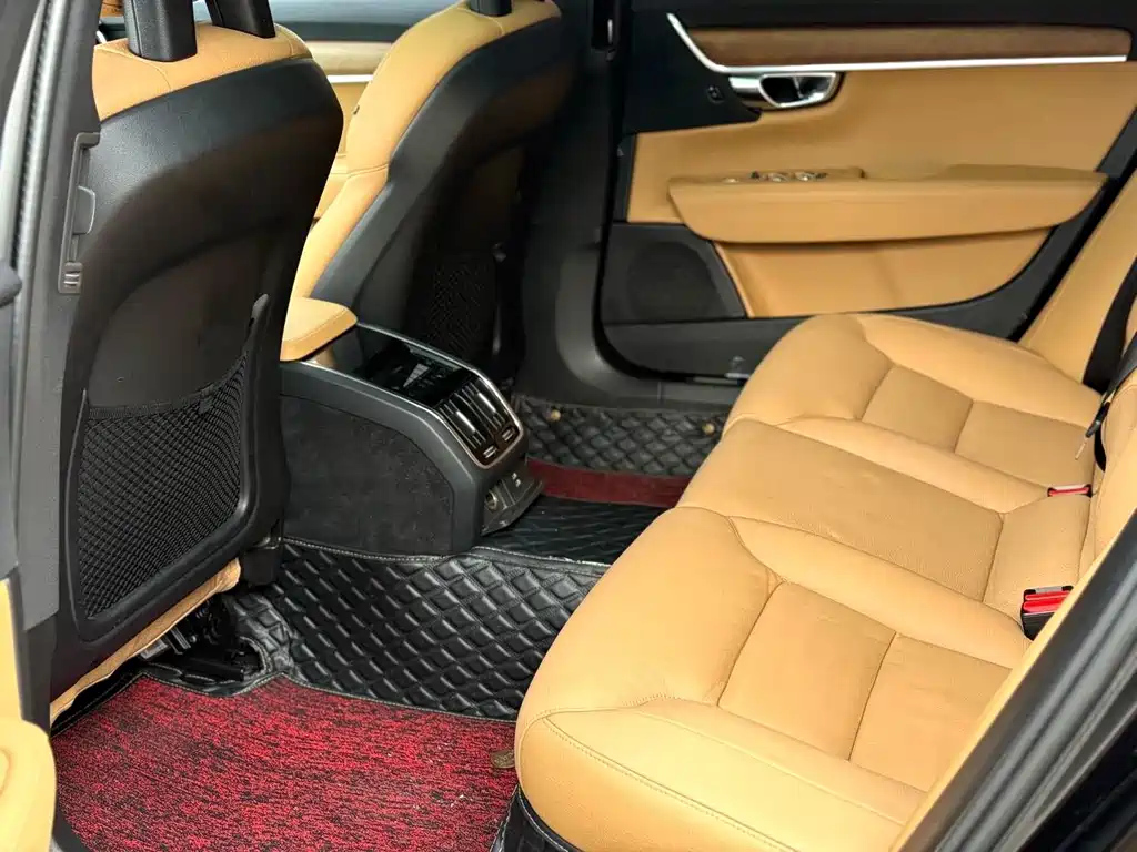 VOLVO S90 2017