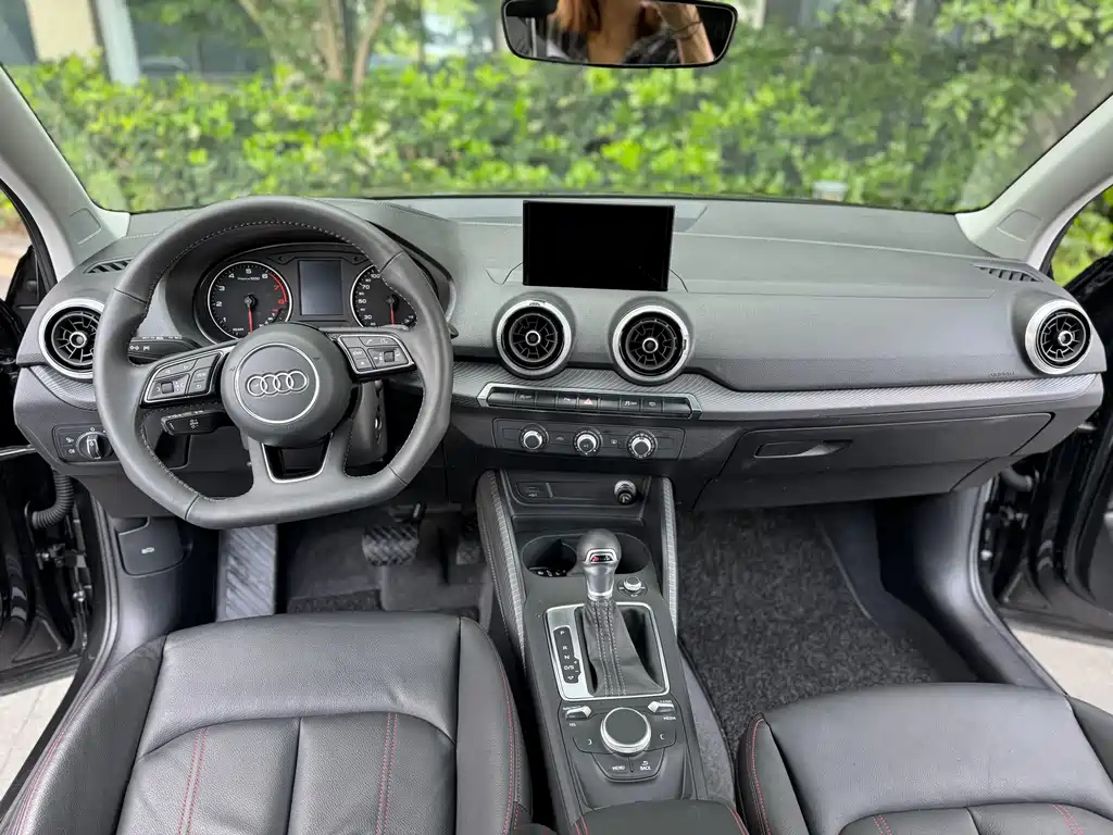 AUDI Q2L 2021