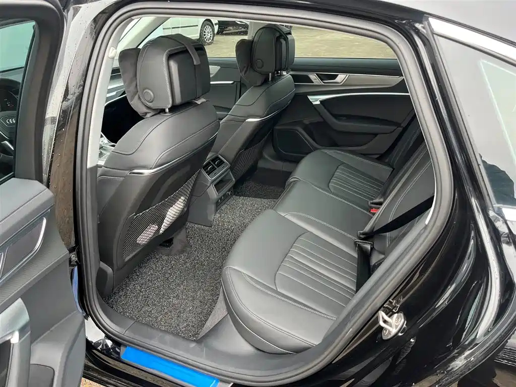AUDI A6L 2023