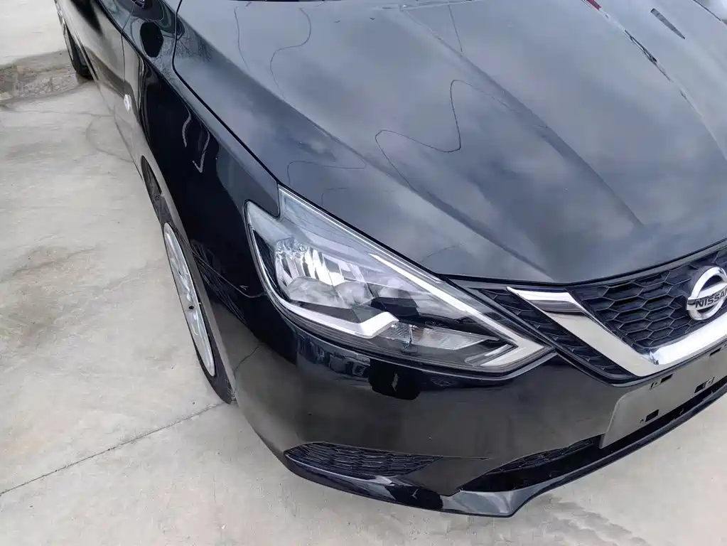 NISSAN SYLPHY 2020