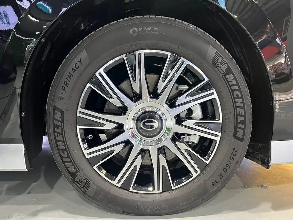 TRUMPCHI E9 2023