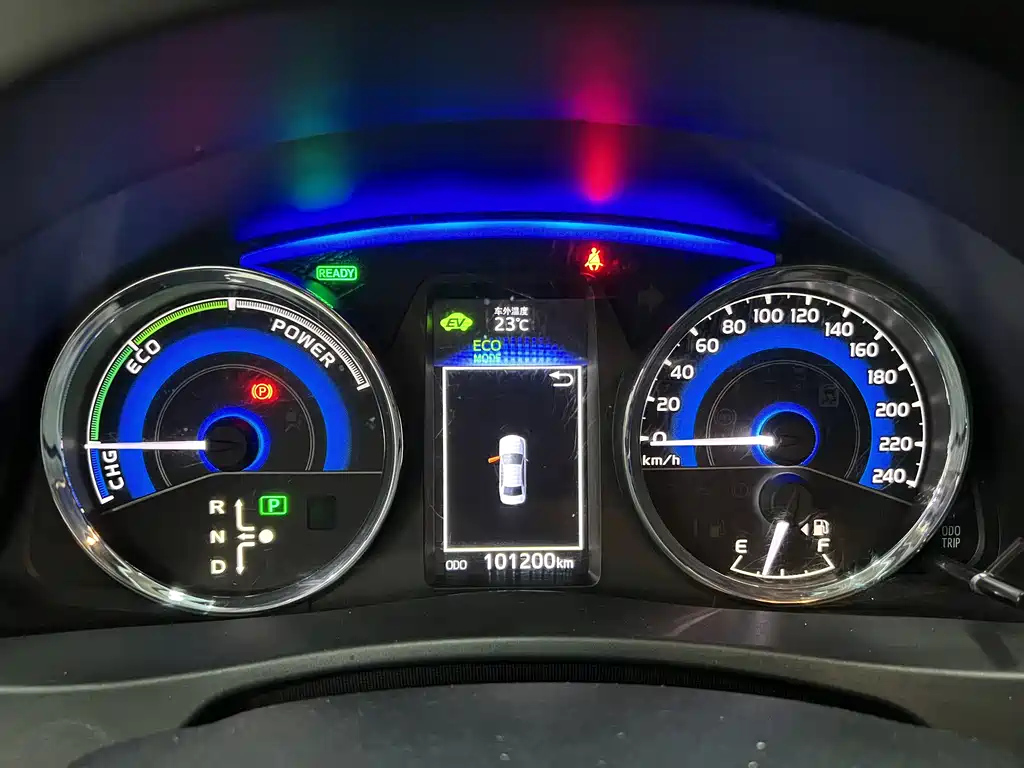 TOYOTA COROLLA 2018