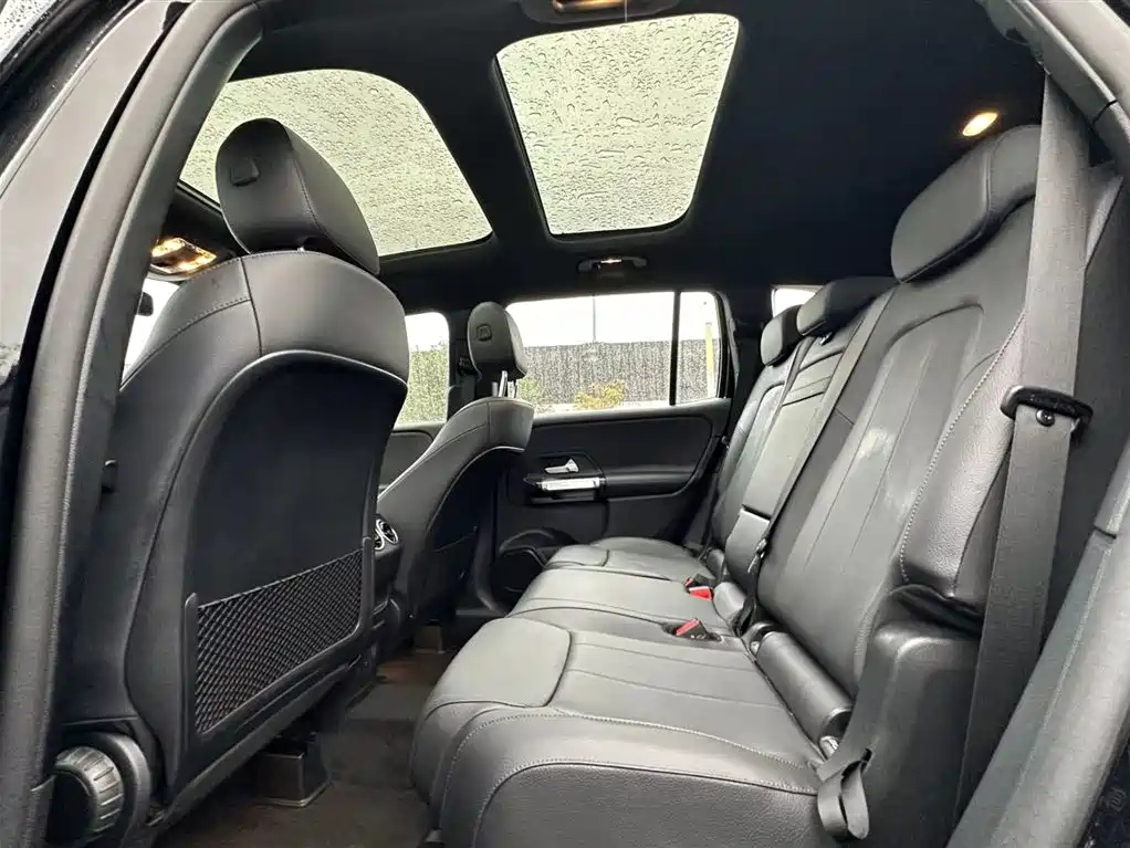 MERCEDES BENZ GLB 2022