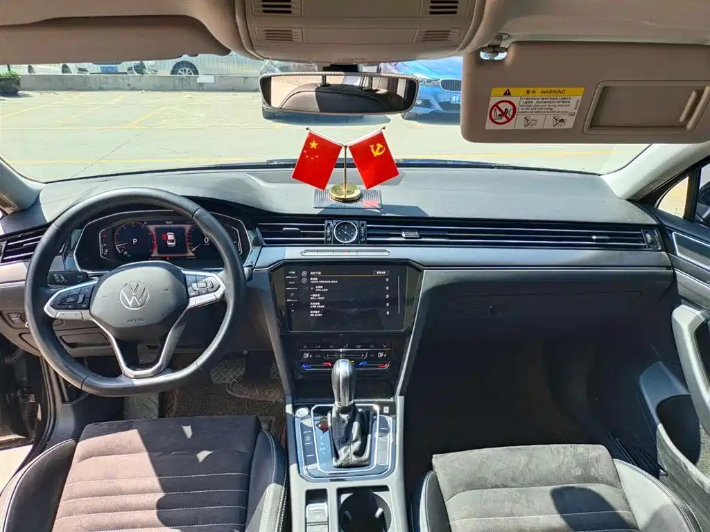 VOLKSWAGEN MAGOTAN 2021